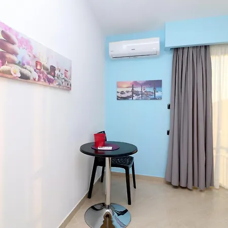 Ildora Qimon Apartmán Himarë