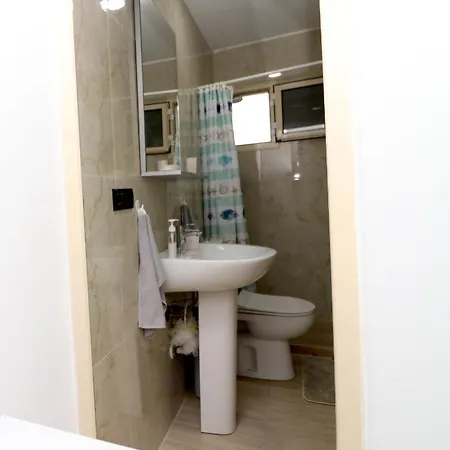 Ildora Qimon * Himare