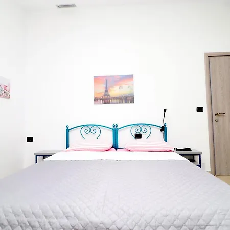 Ildora Qimon Apartmán *