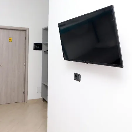 Ildora Qimon Apartmán Himarë