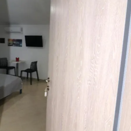 Ildora Qimon Himarë