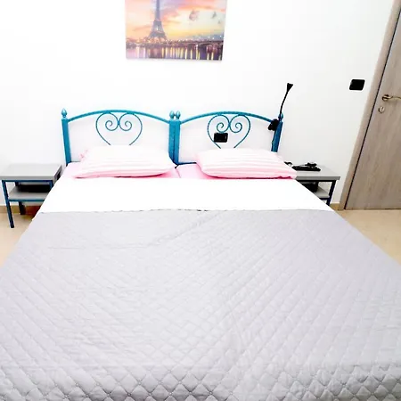 Ildora Qimon Apartmán *