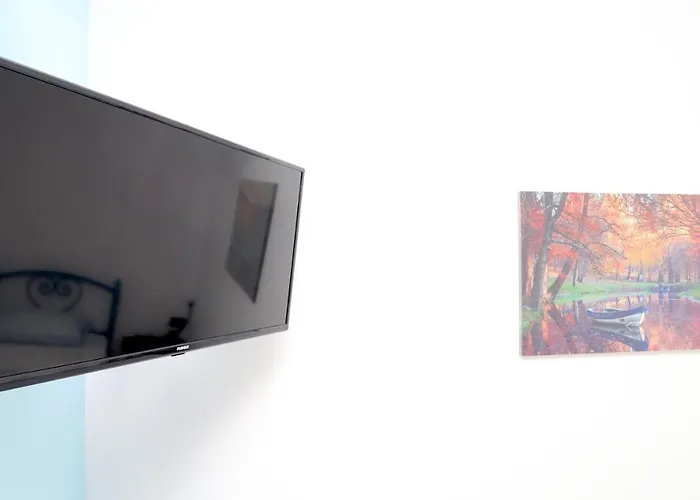 Ildora Qimon Himarë