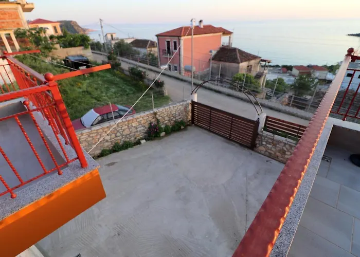 Ildora Qimon * Himara