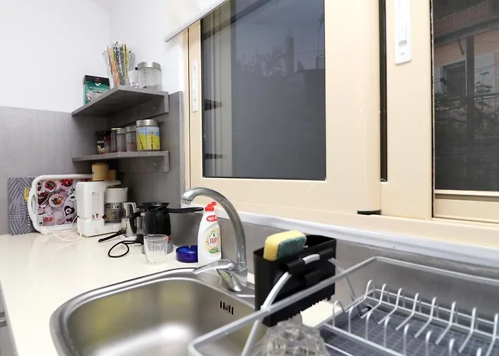 Ildora Qimon * Himara