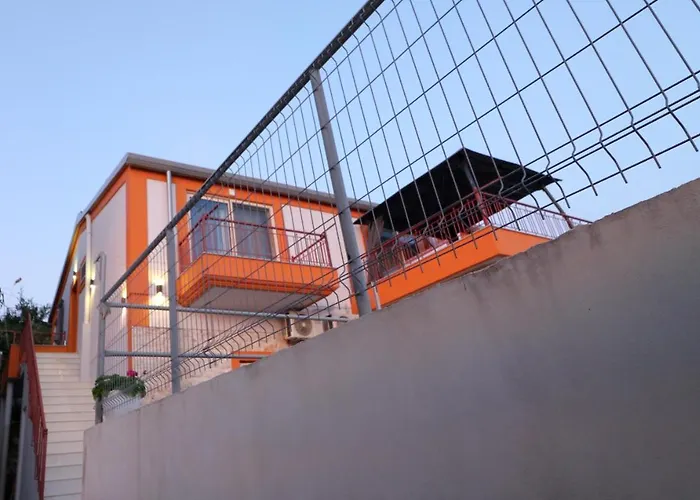 Ildora Qimon Apartament *